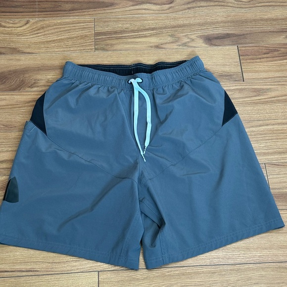Men’s Under Armour  Swim Trunks - Picture 2 of 4
